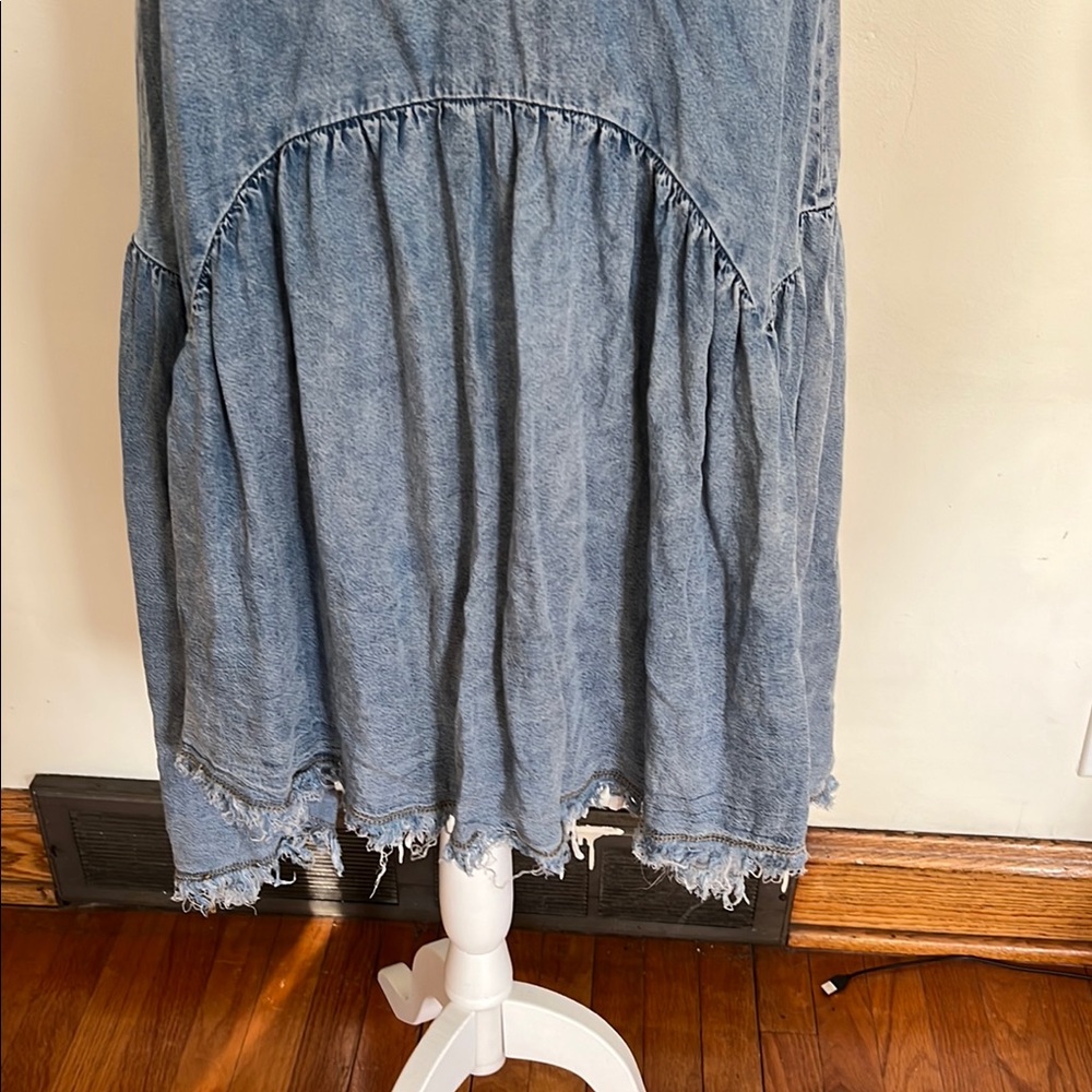 Catherine Malandrino Blue Jean like Smocked Ruffled Dress - Picture 5 of 11